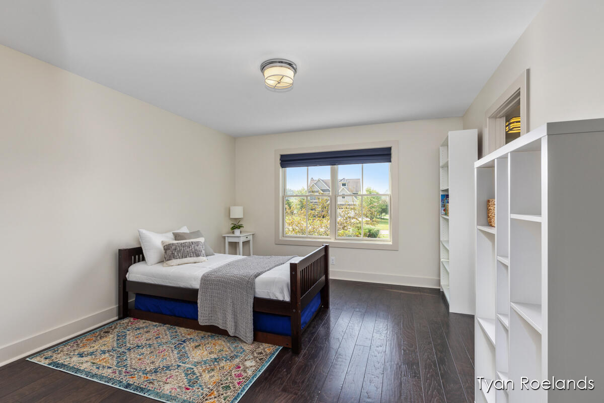 3757 Lake Birch Street NE Grand Rapids MI 49525