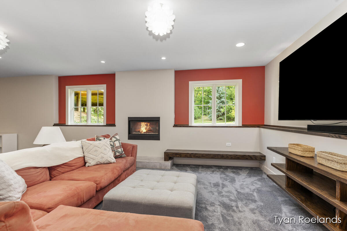 3757 Lake Birch Street NE Grand Rapids MI 49525