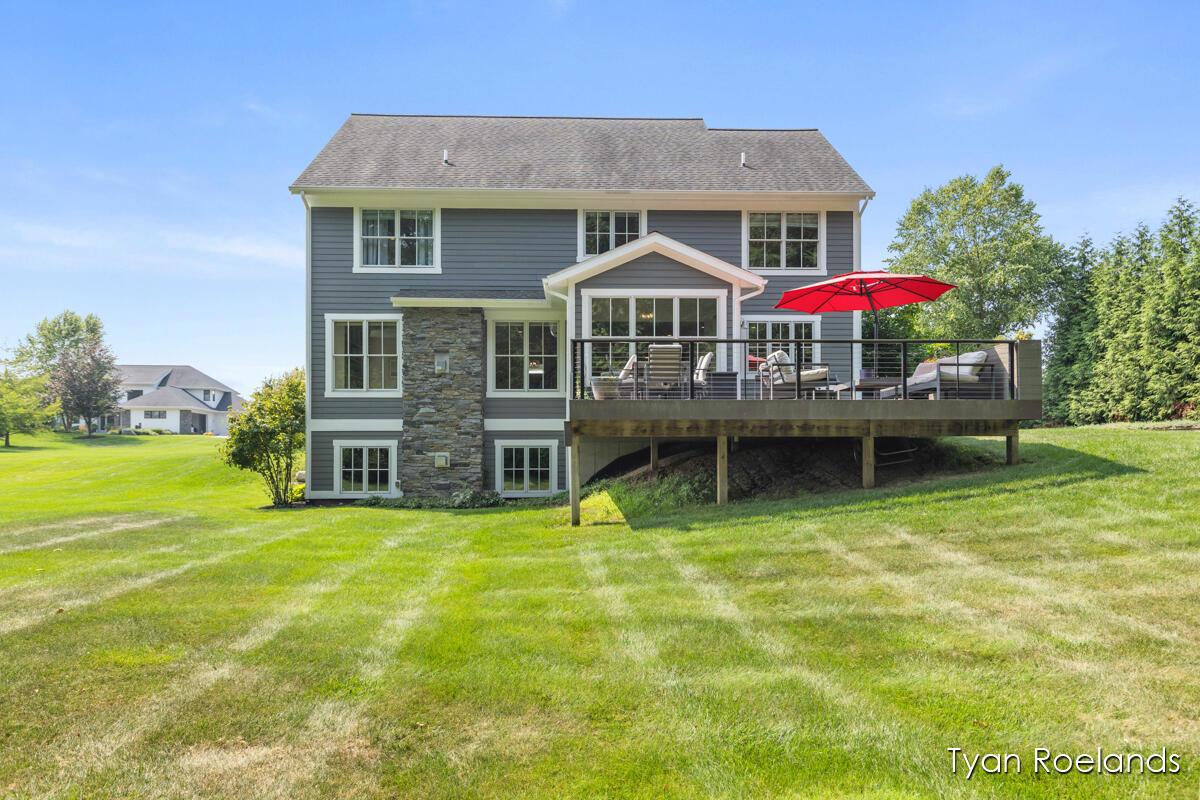 3757 Lake Birch Street NE Grand Rapids MI 49525