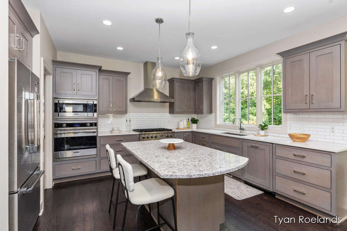 3757 Lake Birch Street NE Grand Rapids MI 49525