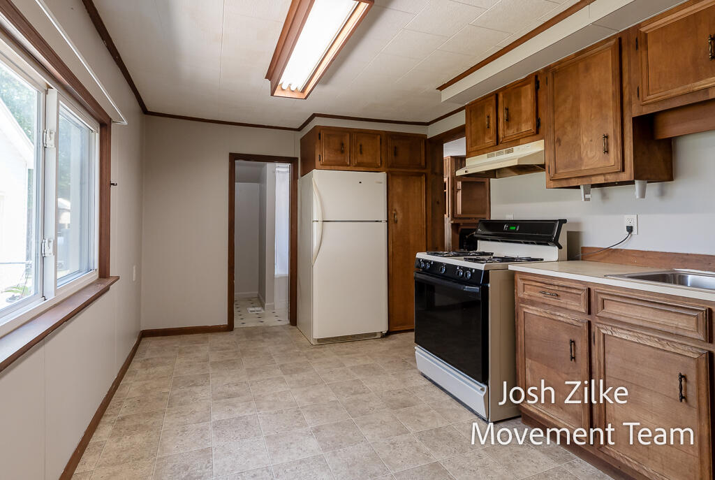 1215 Columbus Avenue Grand Haven MI 49417