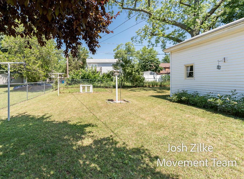 1215 Columbus Avenue Grand Haven MI 49417
