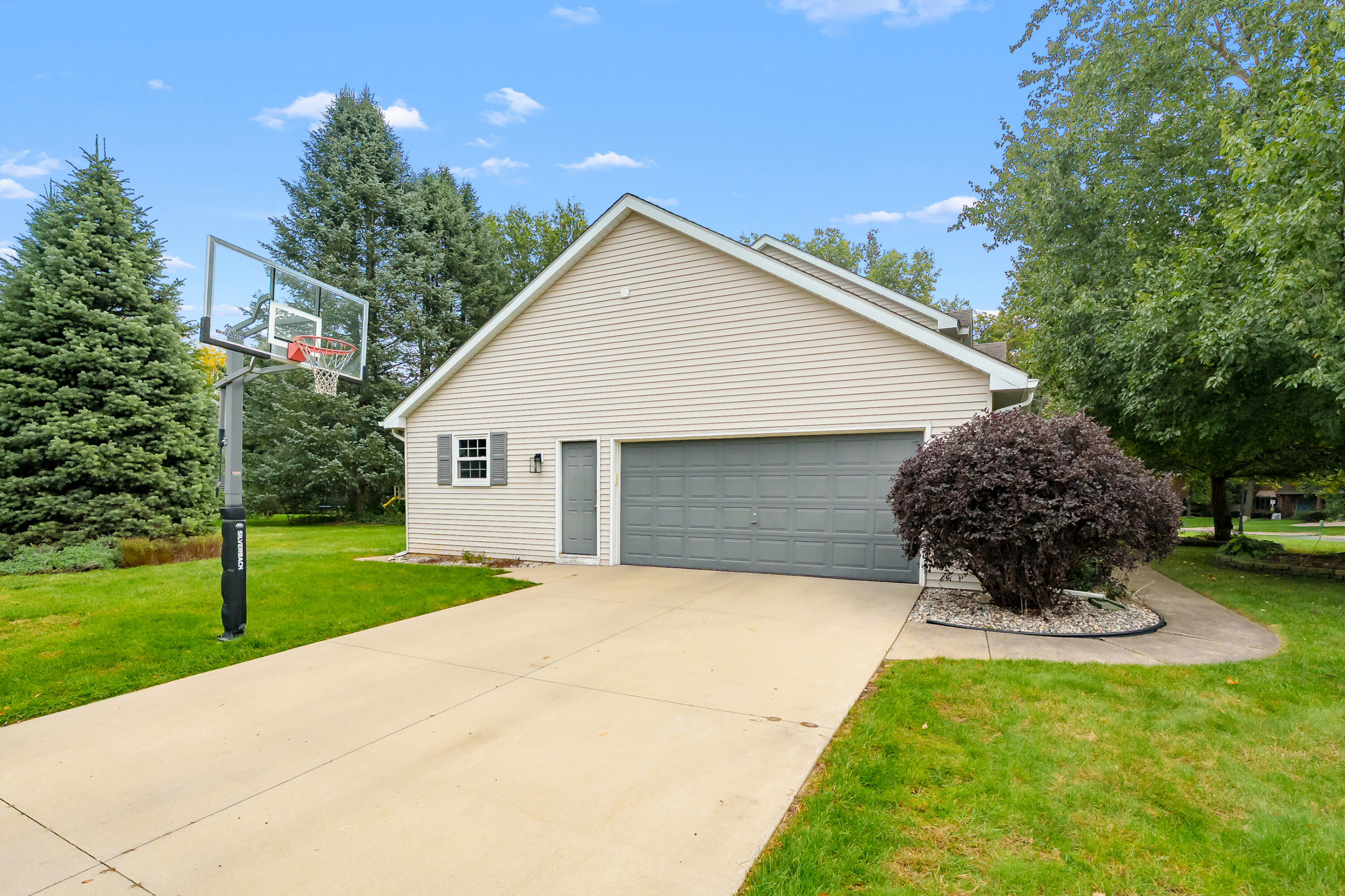 3062 Kalarama Avenue Portage MI 49024