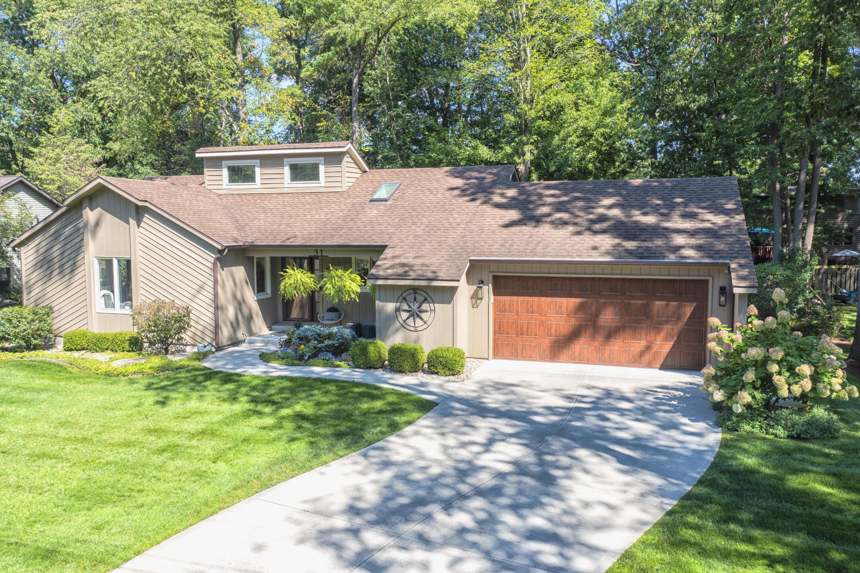 31 Forest Hills Drive Holland MI 49424