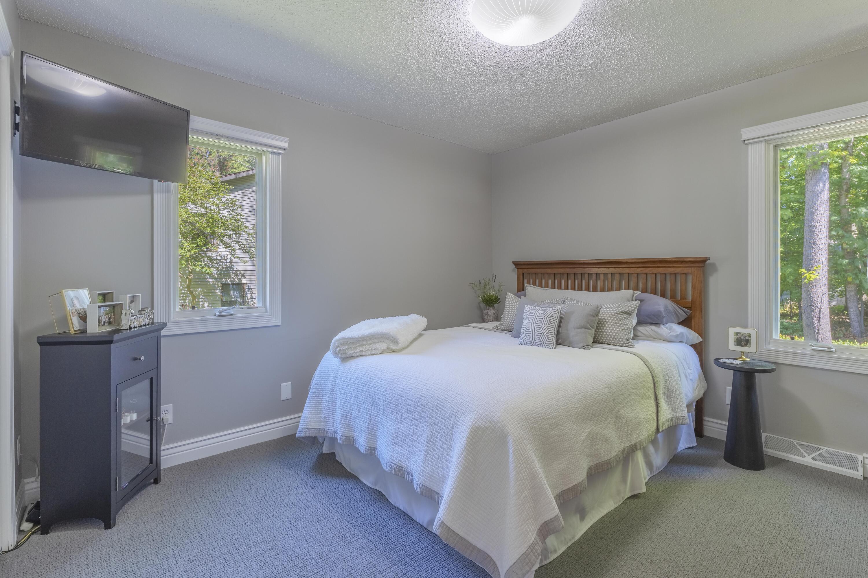 31 Forest Hills Drive Holland MI 49424