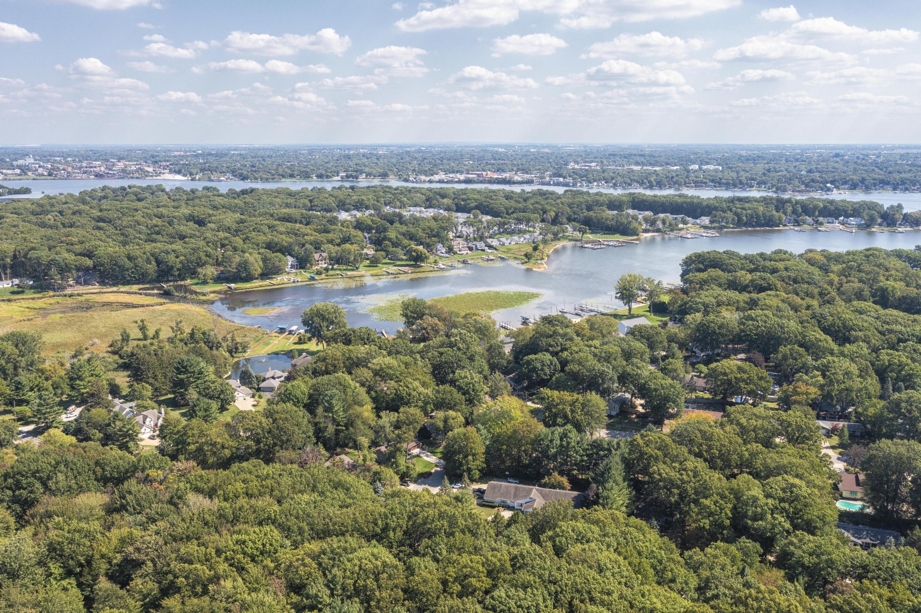 31 Forest Hills Drive Holland MI 49424