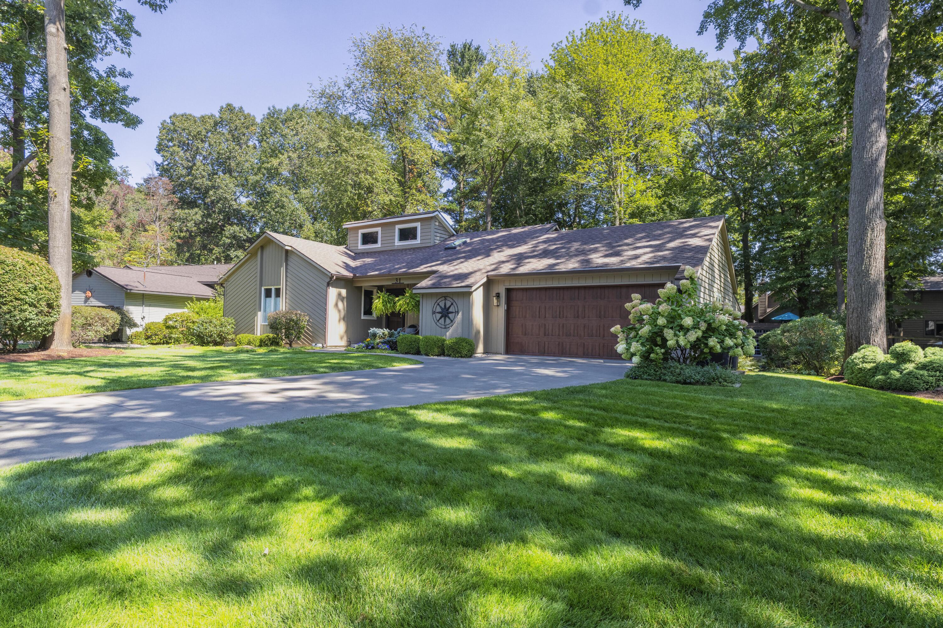 31 Forest Hills Drive Holland MI 49424