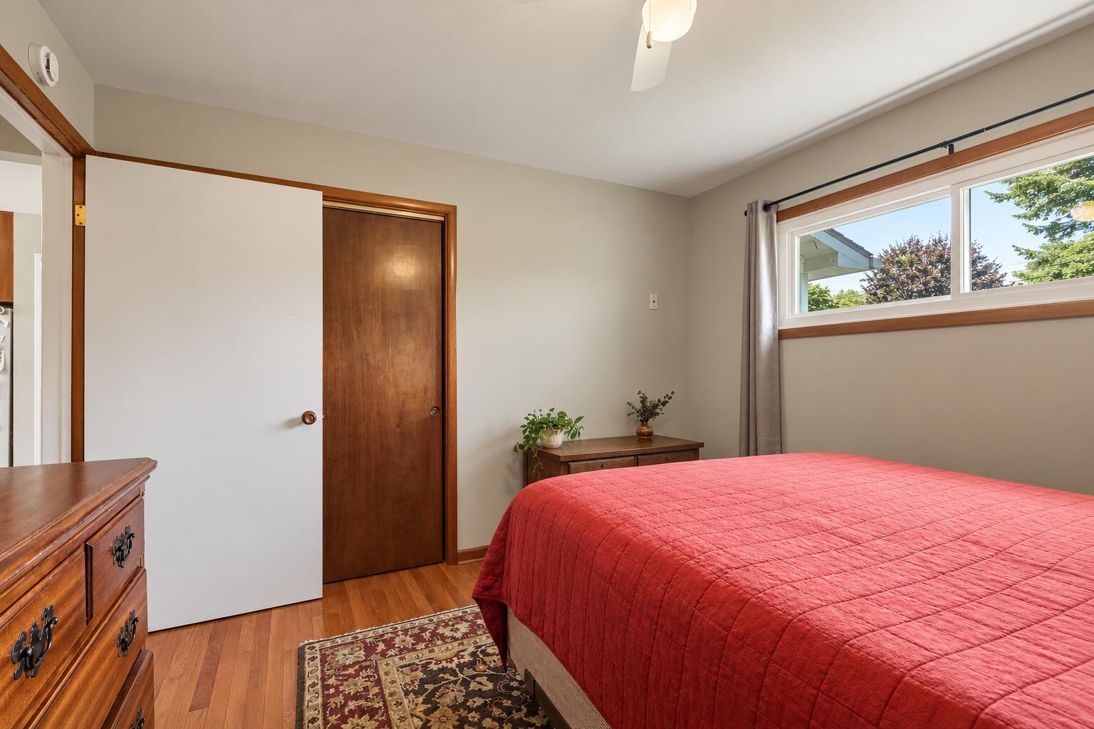 252 Edison Park Avenue NW Grand Rapids MI 49504