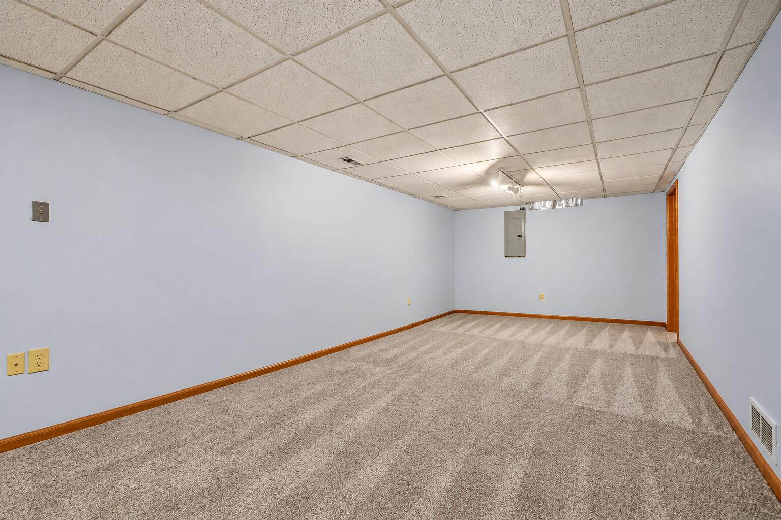 252 Edison Park Avenue NW Grand Rapids MI 49504