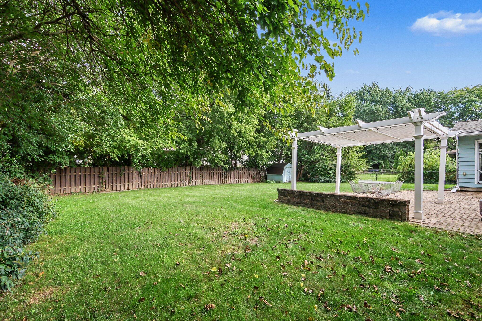 252 Edison Park Avenue NW Grand Rapids MI 49504