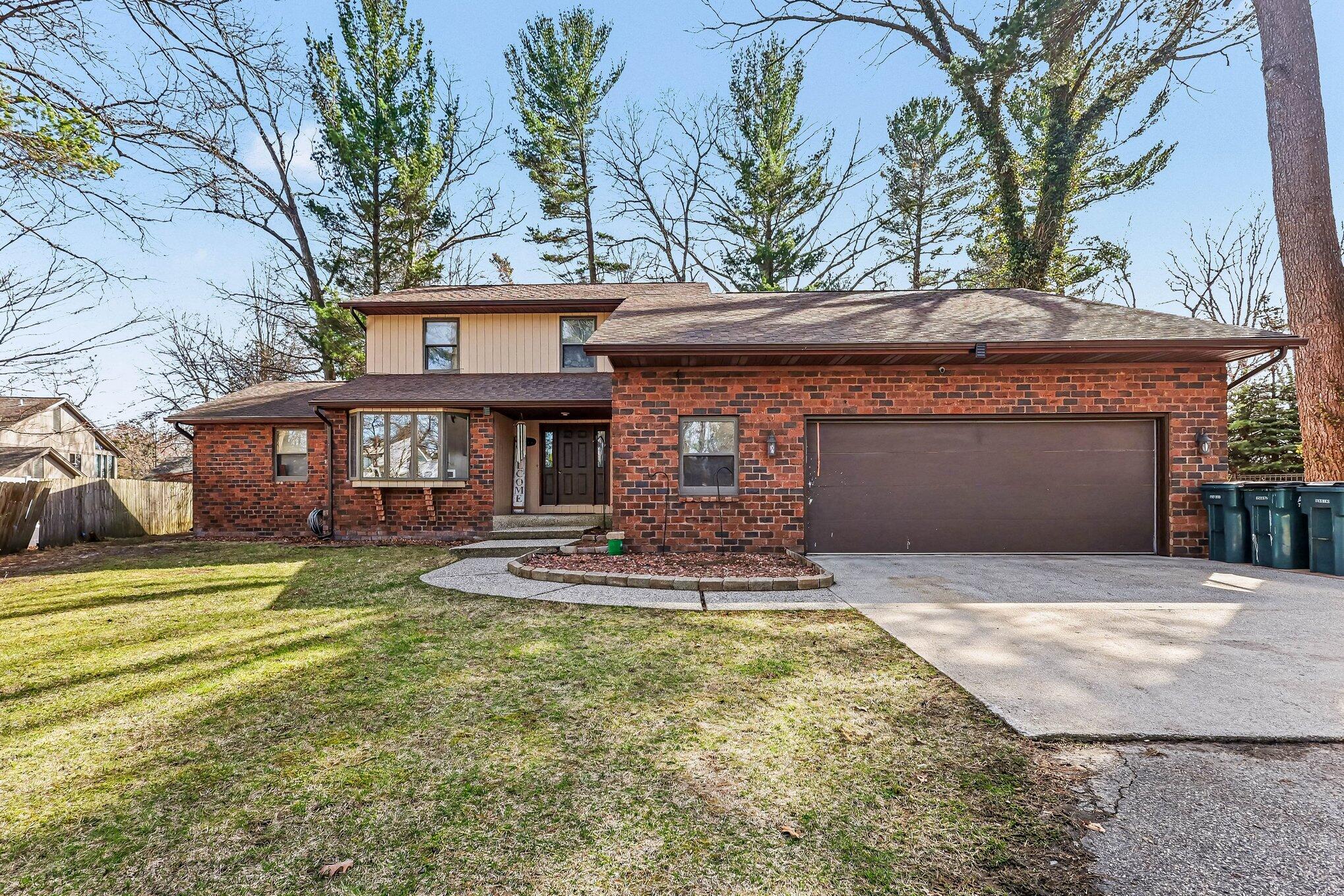 1437 Brookwood Drive Norton Shores MI 49441