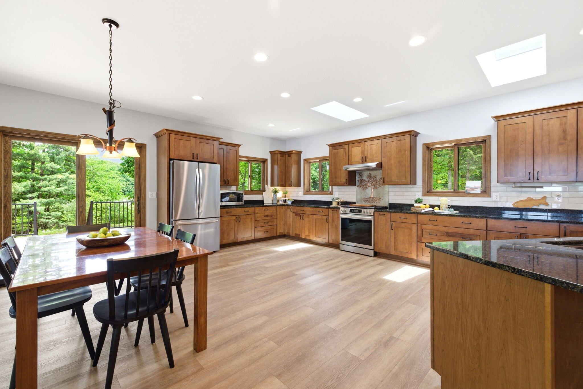 27661 Pine Lake Street Edwardsburg MI 49112