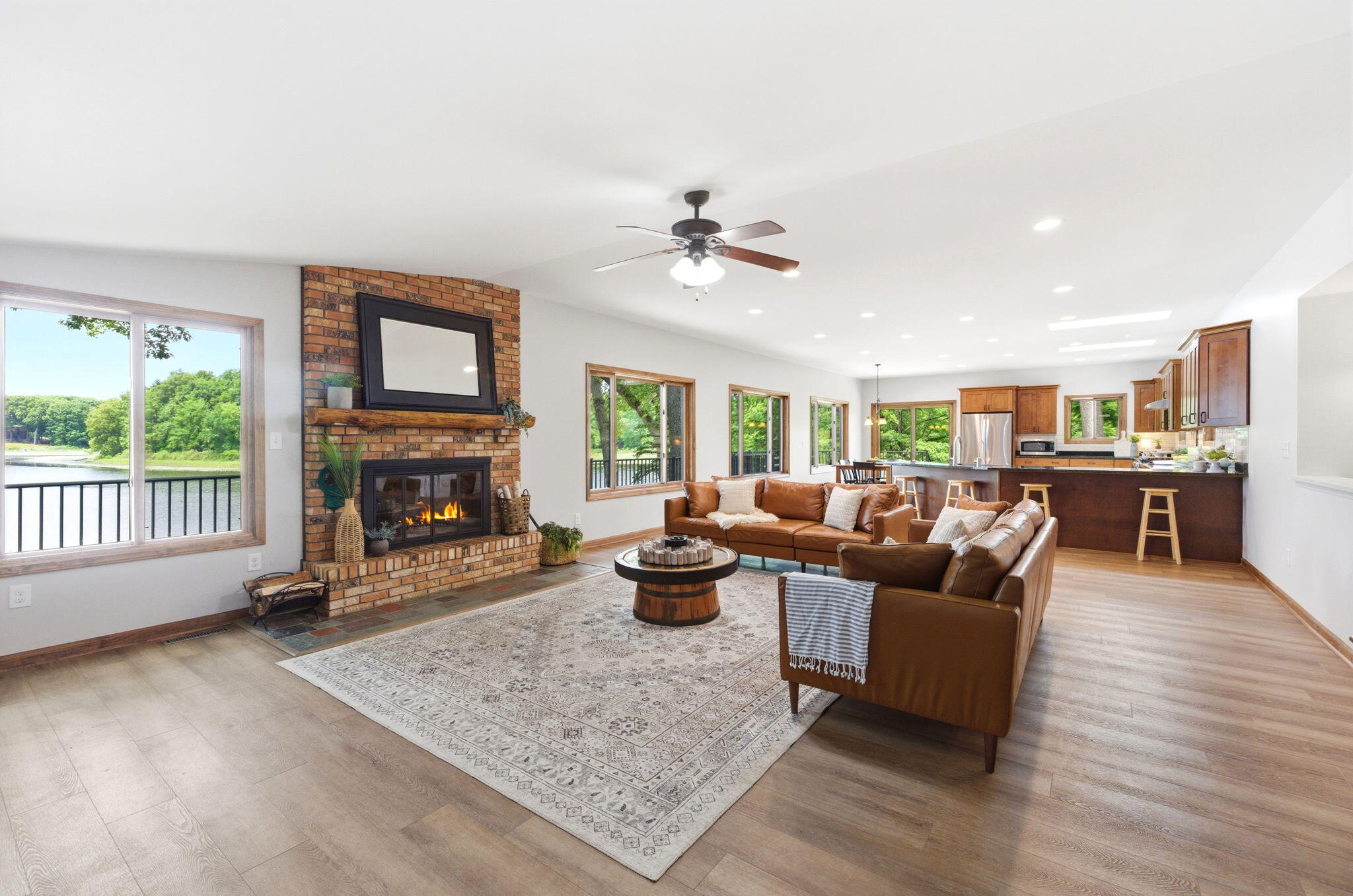 27661 Pine Lake Street Edwardsburg MI 49112