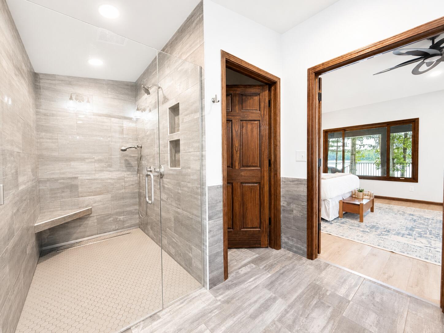 27661 Pine Lake Street Edwardsburg MI 49112