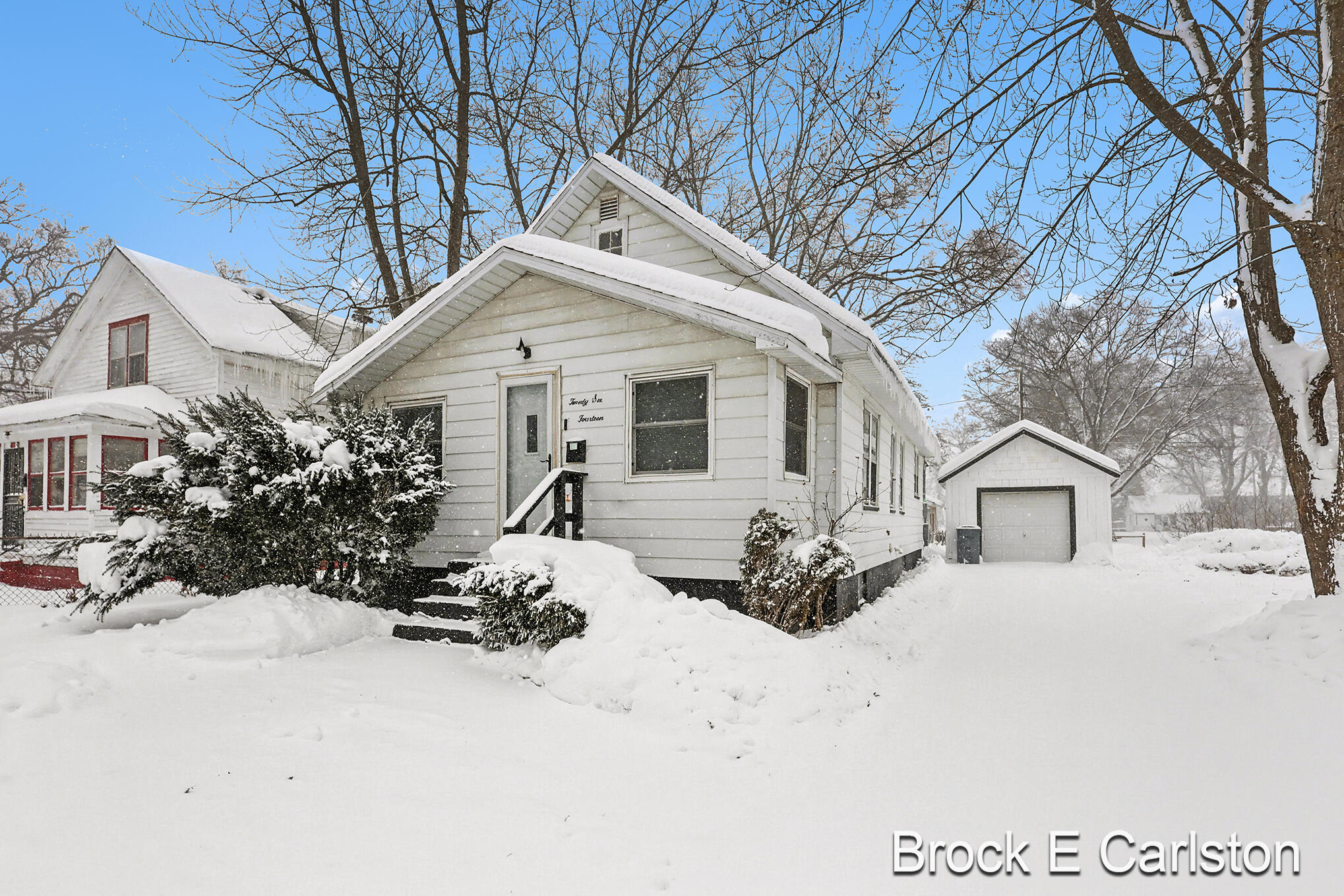 2614 Riordan Street Muskegon MI 49444