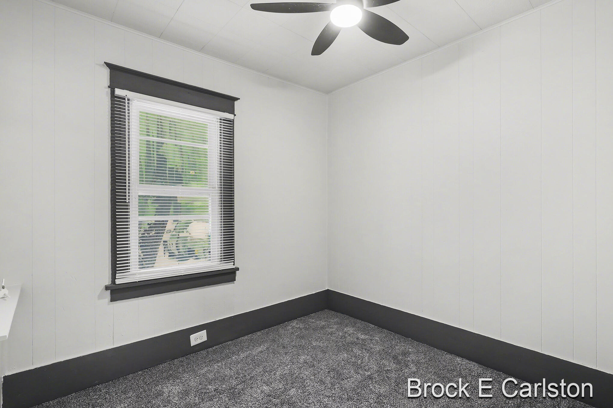 2614 Riordan Street Muskegon MI 49444
