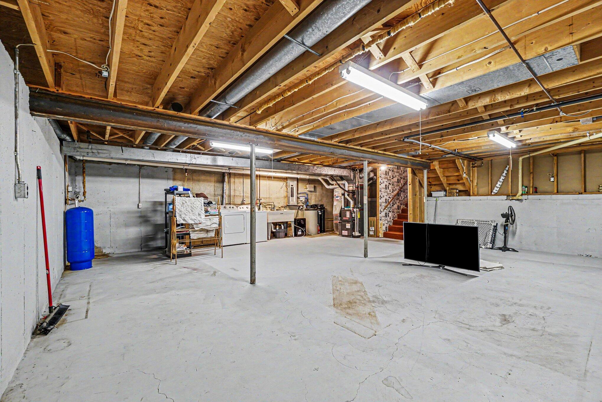 355 W F Avenue Kalamazoo MI 49009