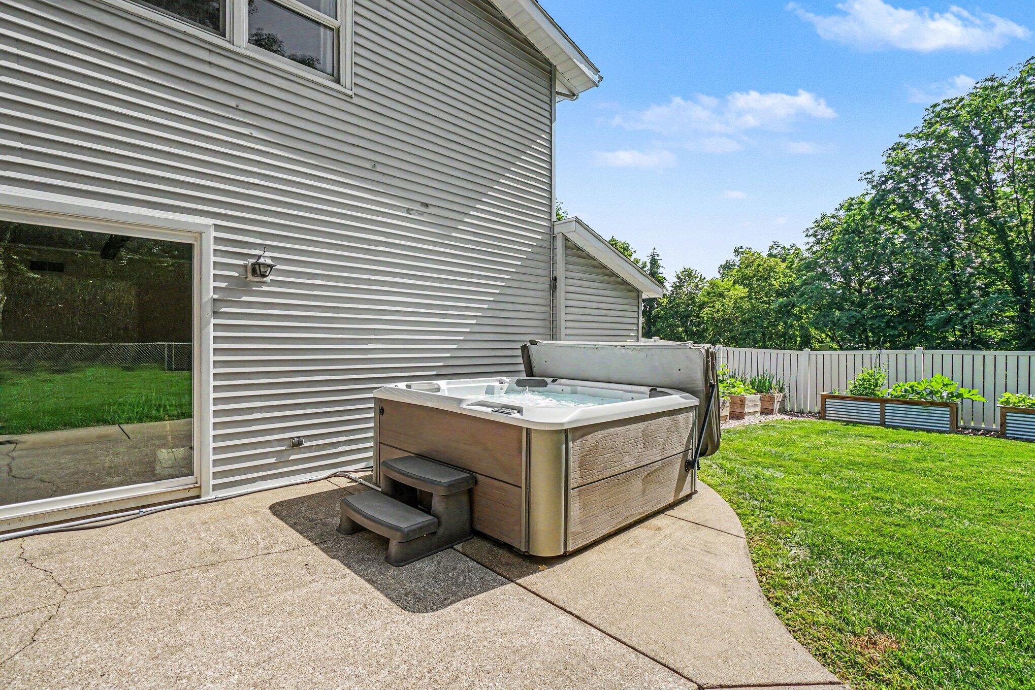 355 W F Avenue Kalamazoo MI 49009