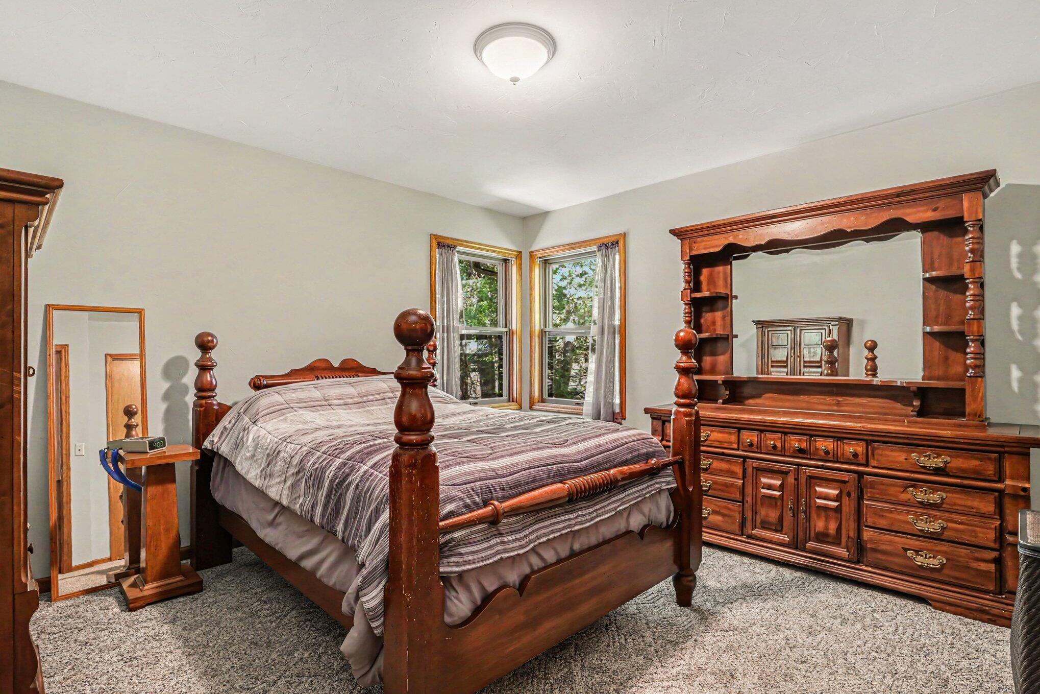 917 Ottawa Avenue Holland MI 49423