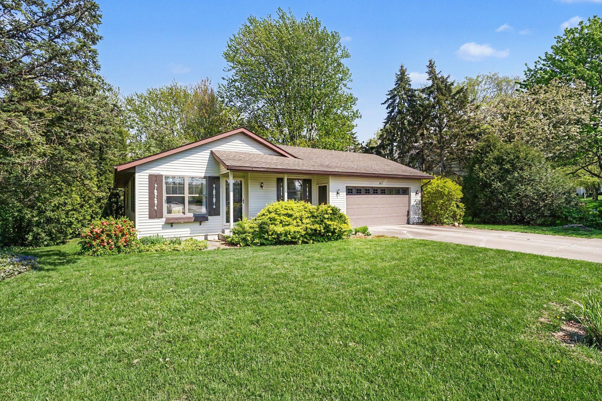 917 Ottawa Avenue Holland MI 49423