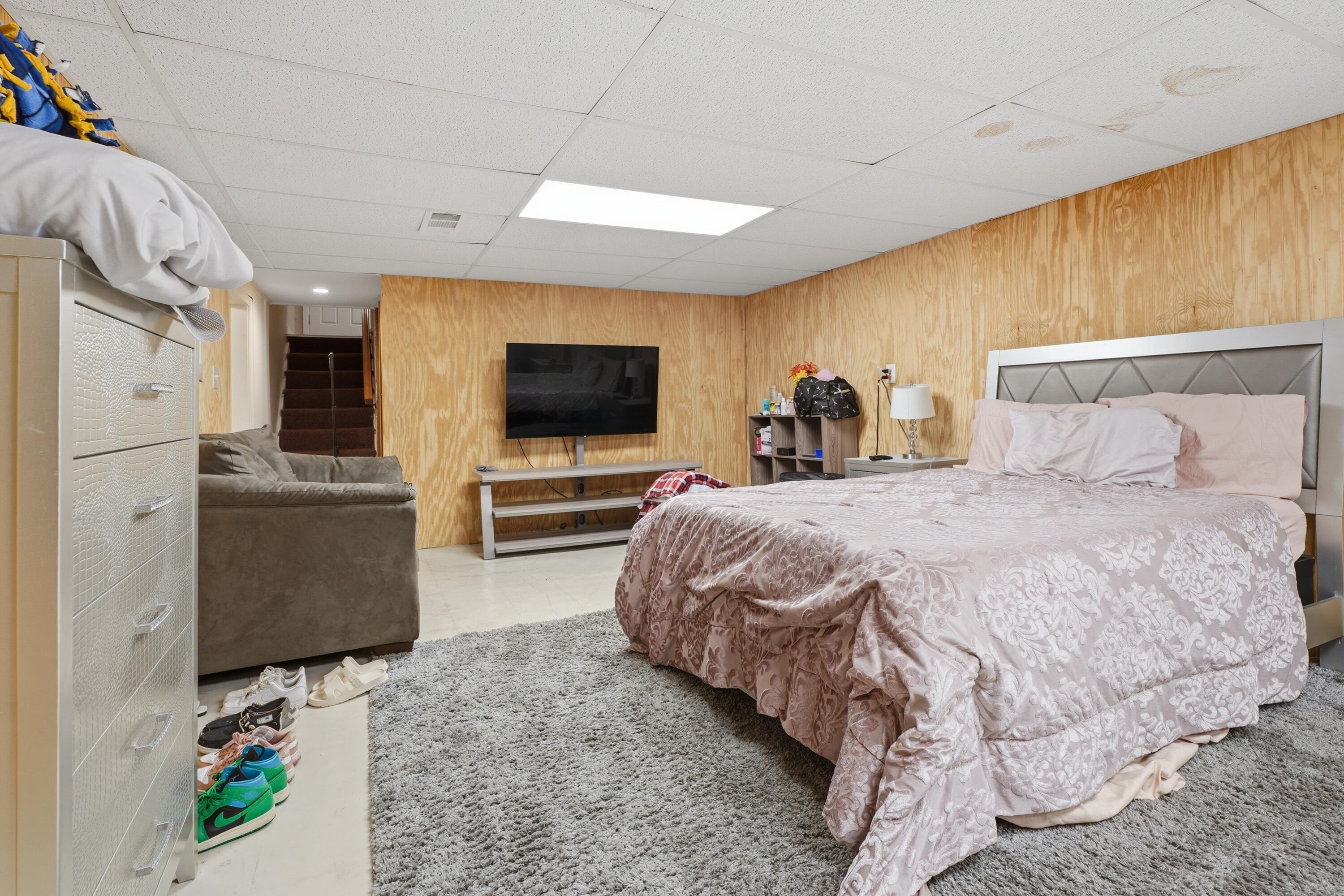 179 Clardelle Avenue Benton Harbor MI 49022