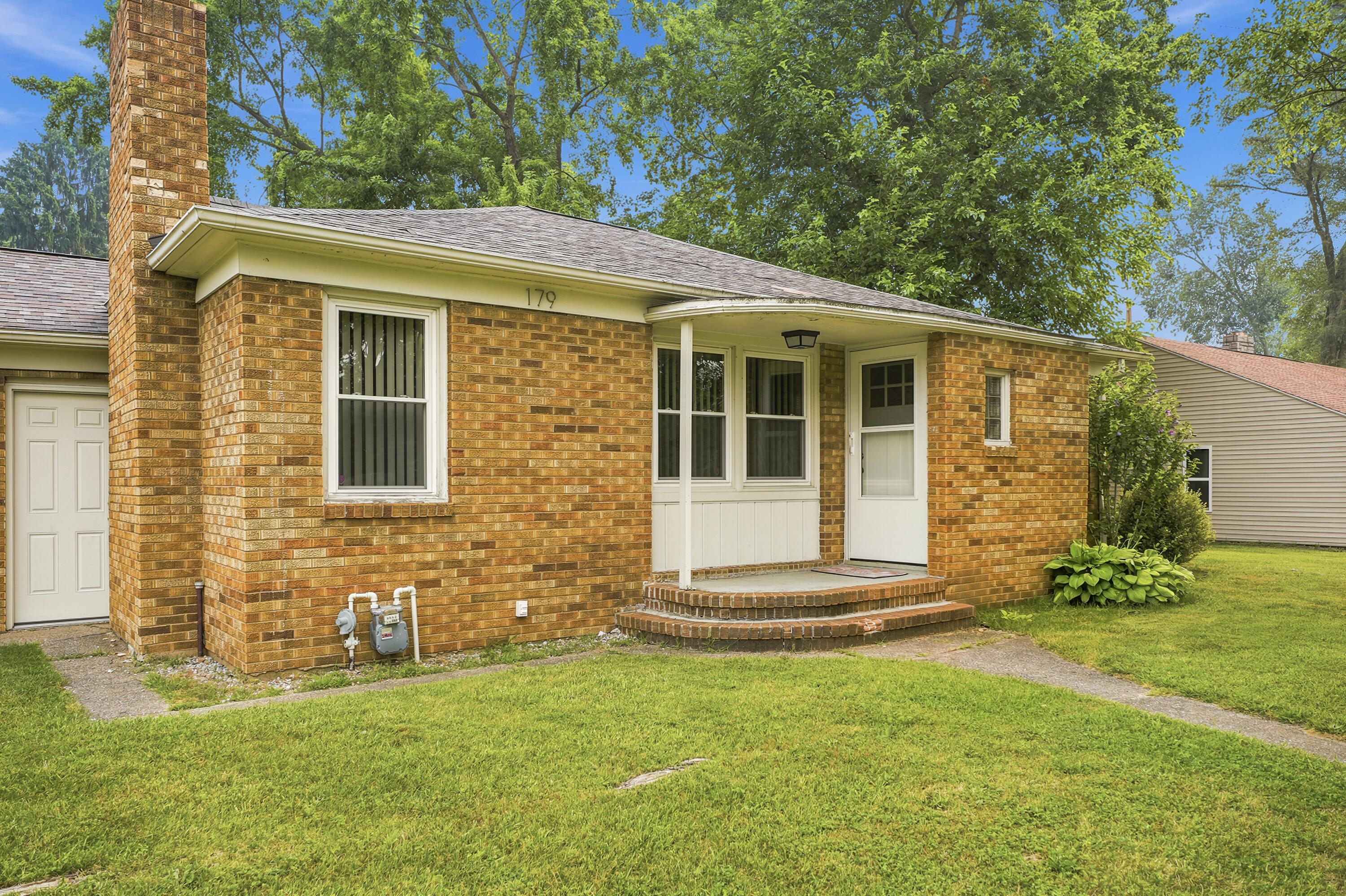 179 Clardelle Avenue Benton Harbor MI 49022