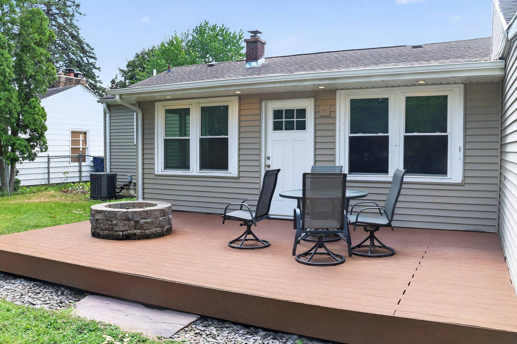 2117 Dorchester Avenue Kalamazoo MI 49001