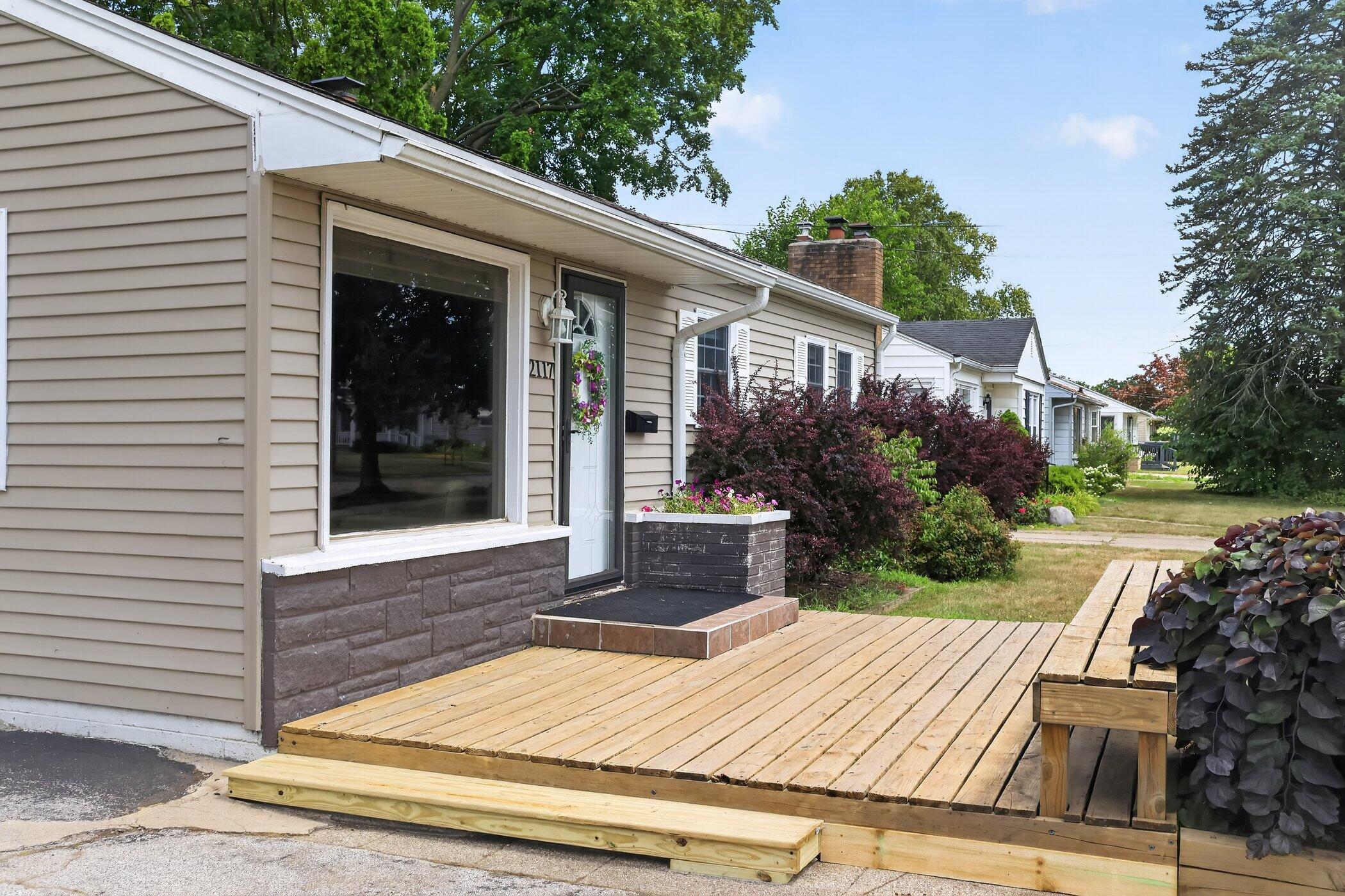 2117 Dorchester Avenue Kalamazoo MI 49001