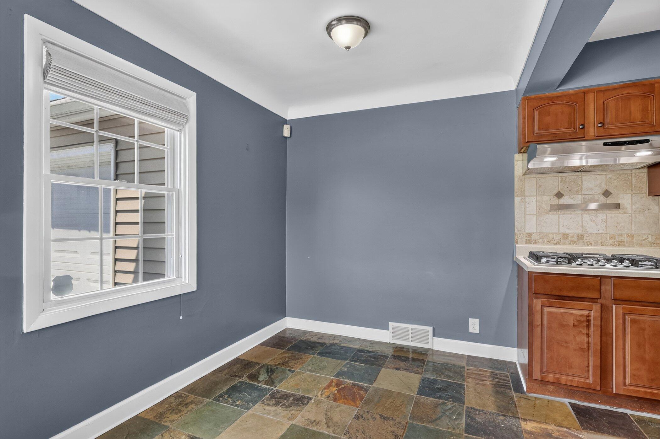 2117 Dorchester Avenue Kalamazoo MI 49001