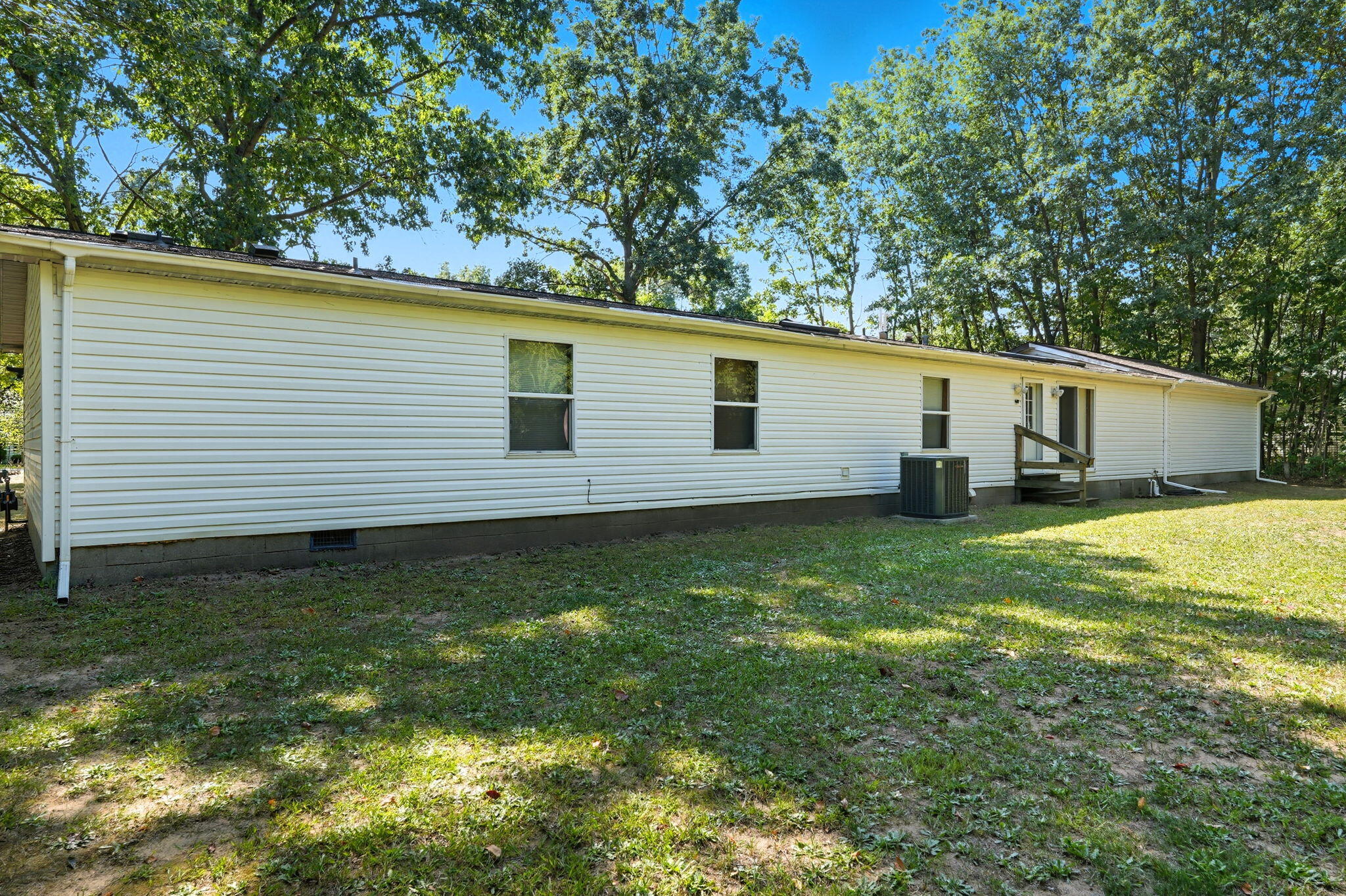 4245 Echo Road Benton Harbor MI 49022