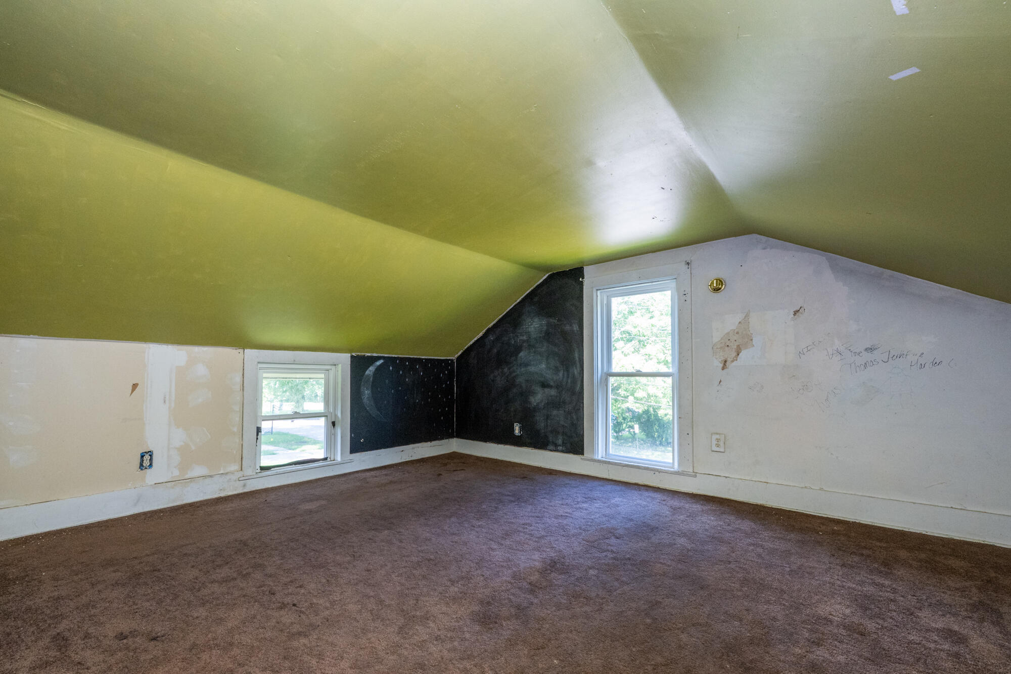 407 Michigan Avenue Dowagiac MI 49047
