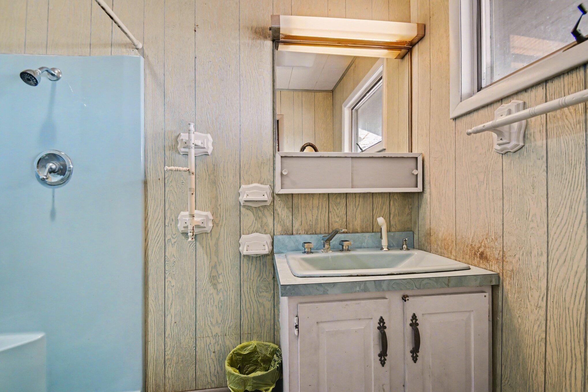 59379 Territorial Road Decatur MI 49045
