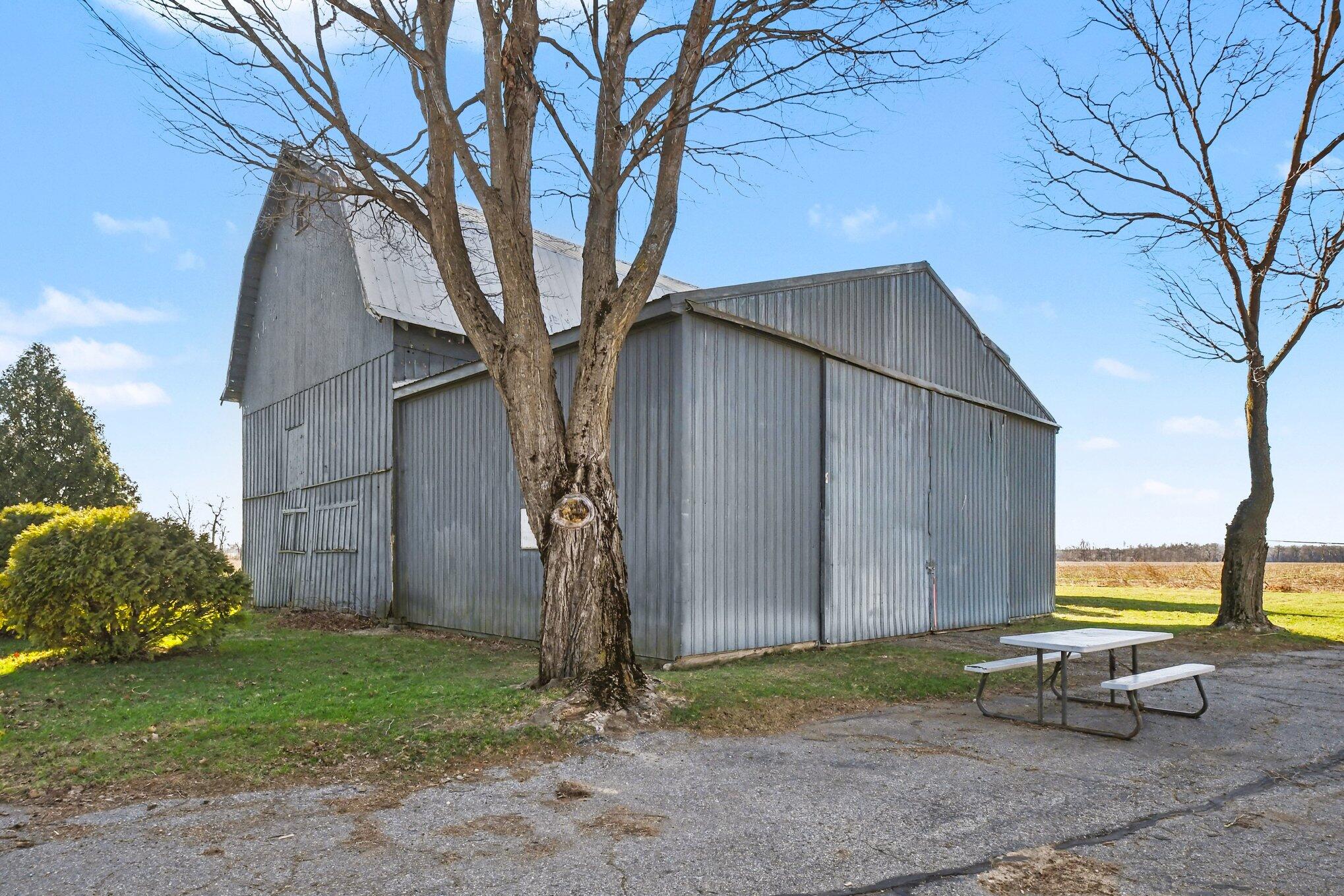 59379 Territorial Road Decatur MI 49045