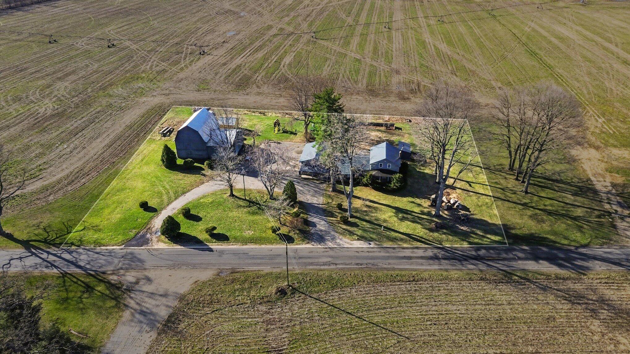 59379 Territorial Road Decatur MI 49045