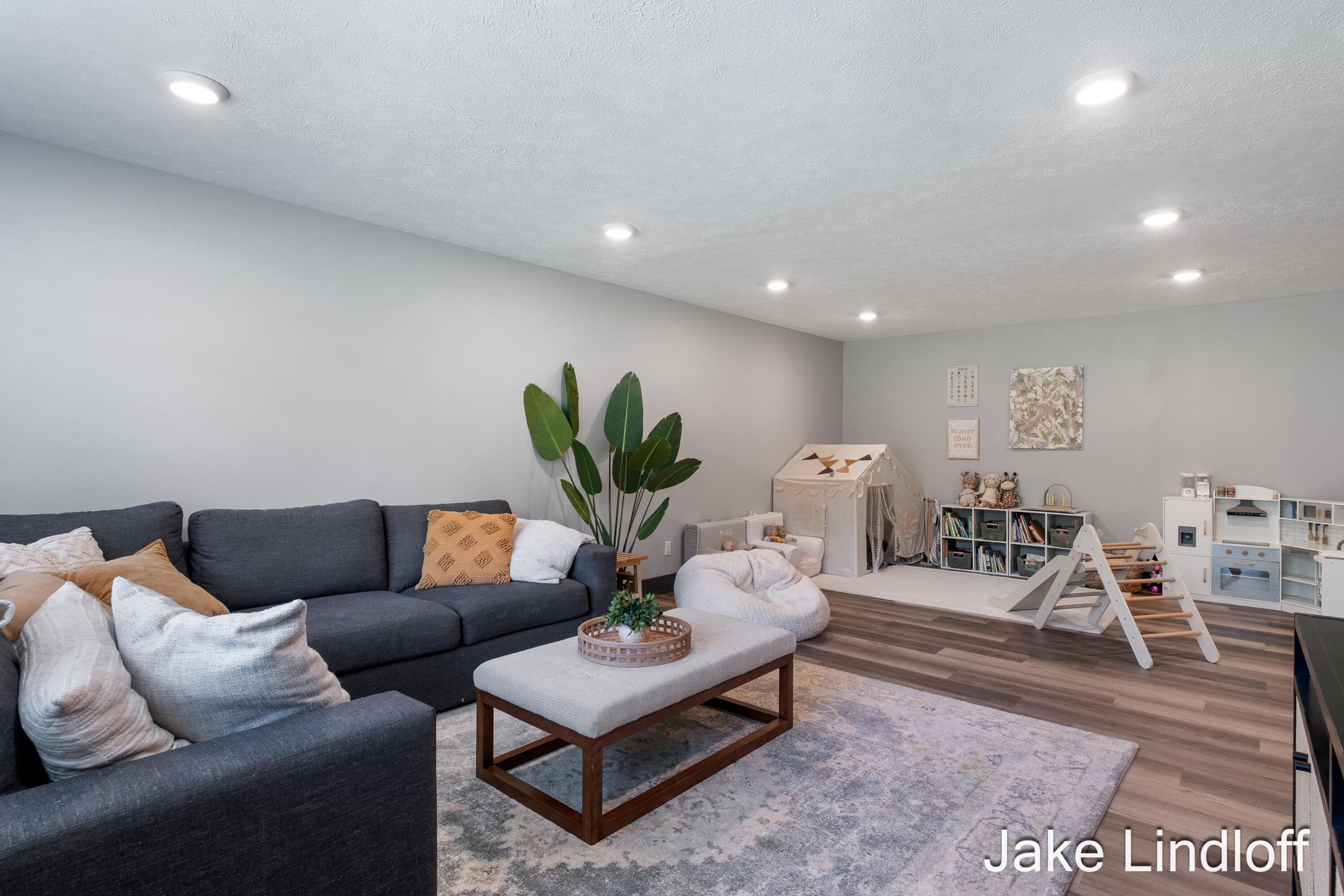 8855 Myers Lake Avenue NE Rockford MI 49341