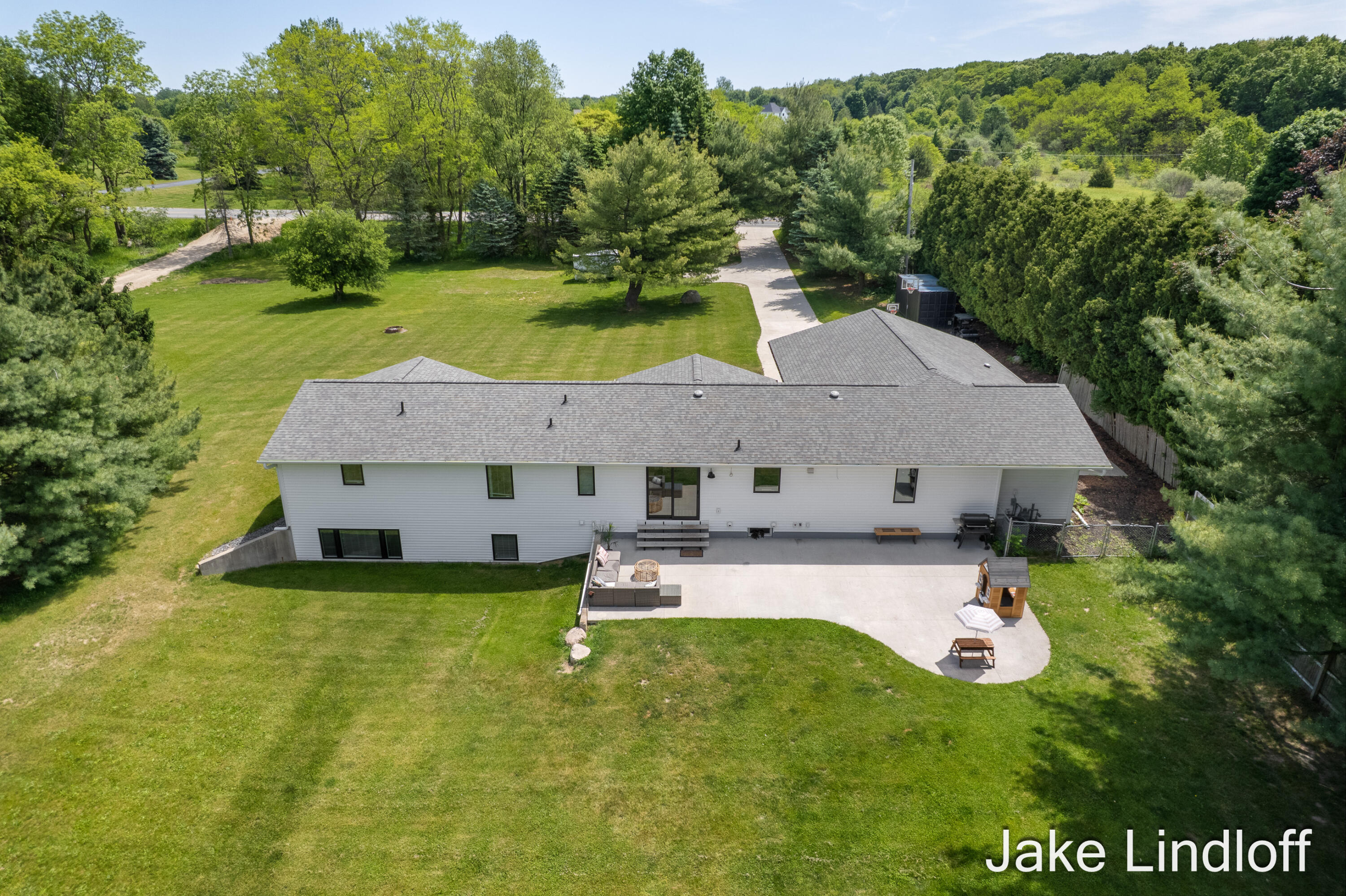 8855 Myers Lake Avenue NE Rockford MI 49341