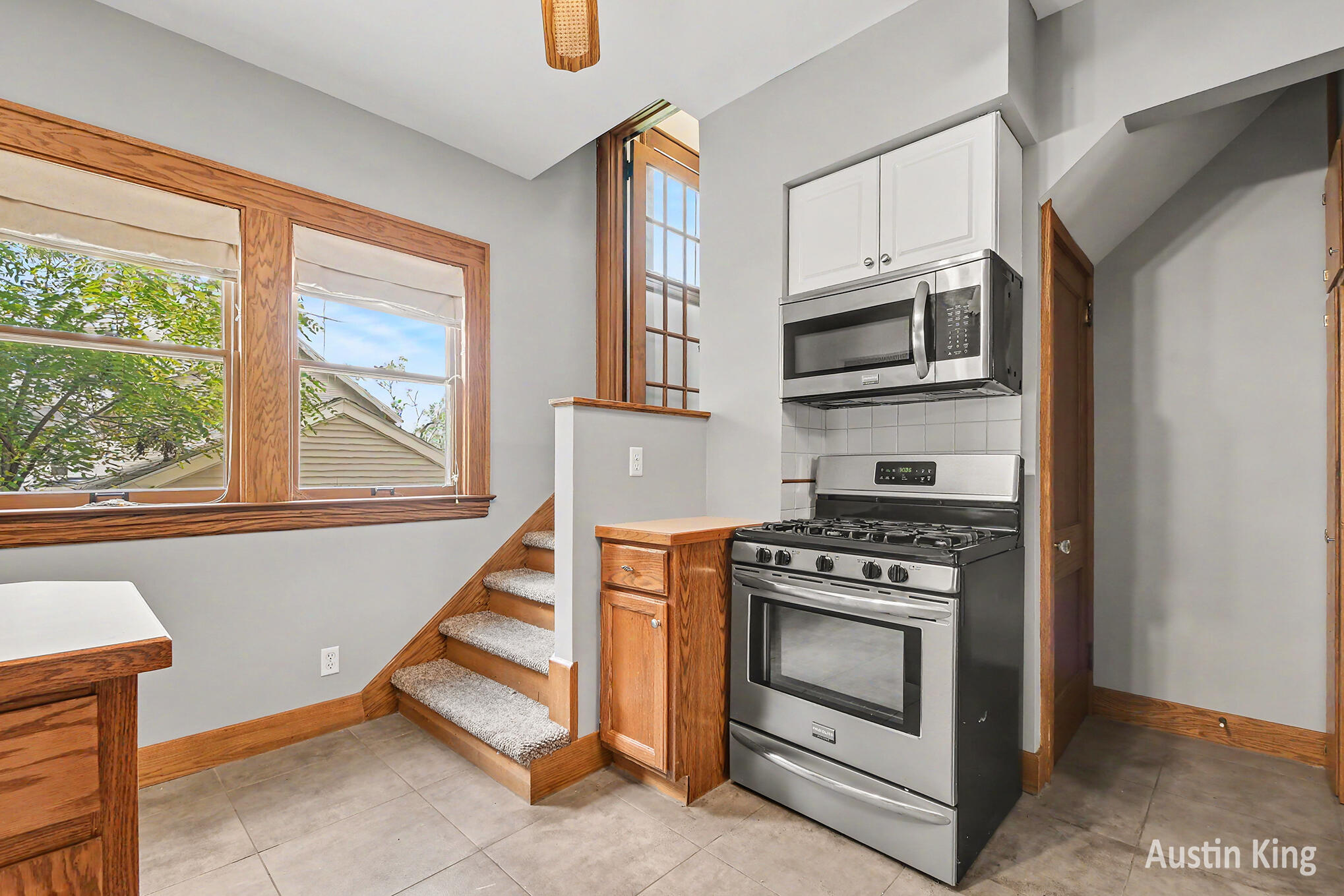512 Curtis Street NE Grand Rapids MI 49505