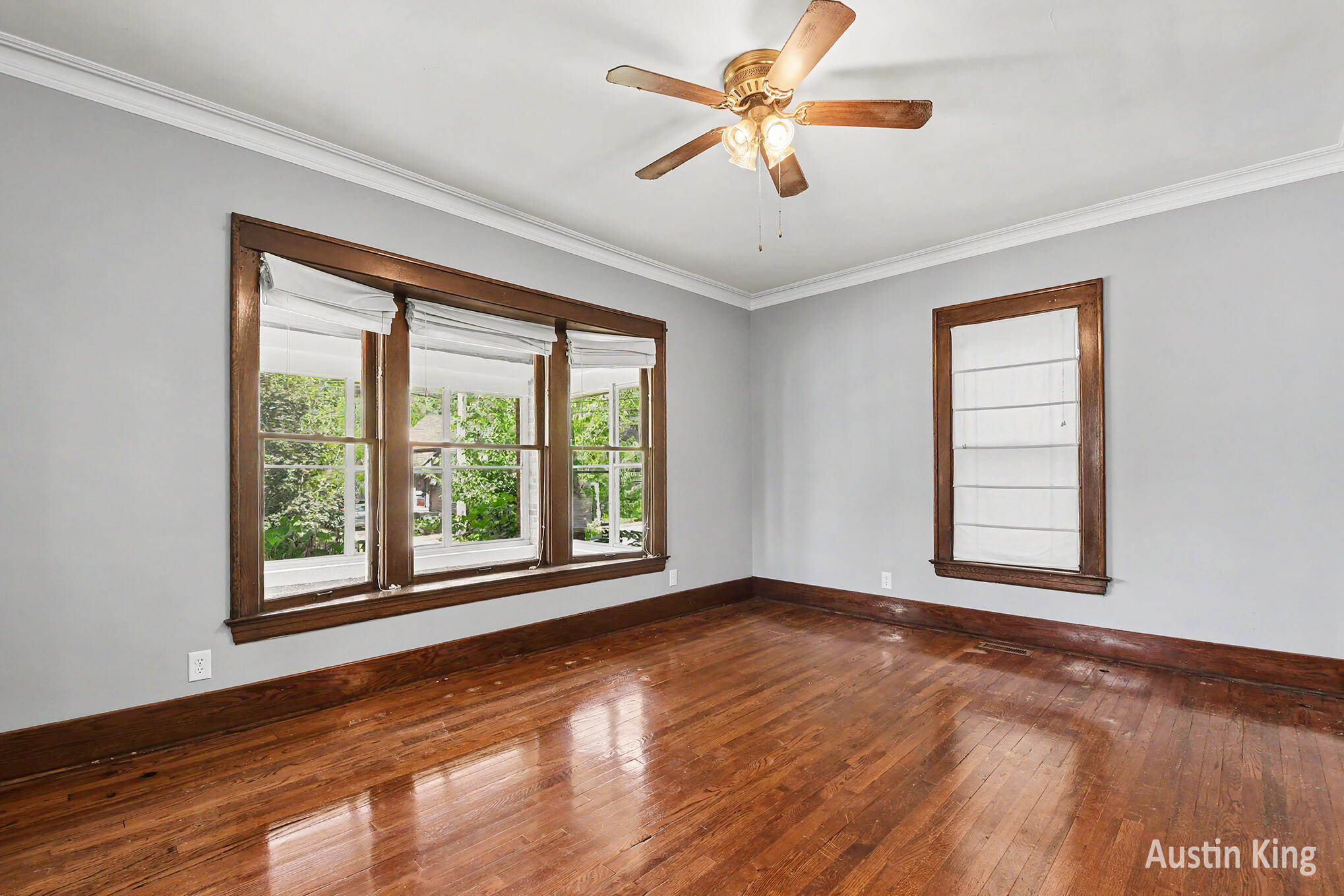 512 Curtis Street NE Grand Rapids MI 49505