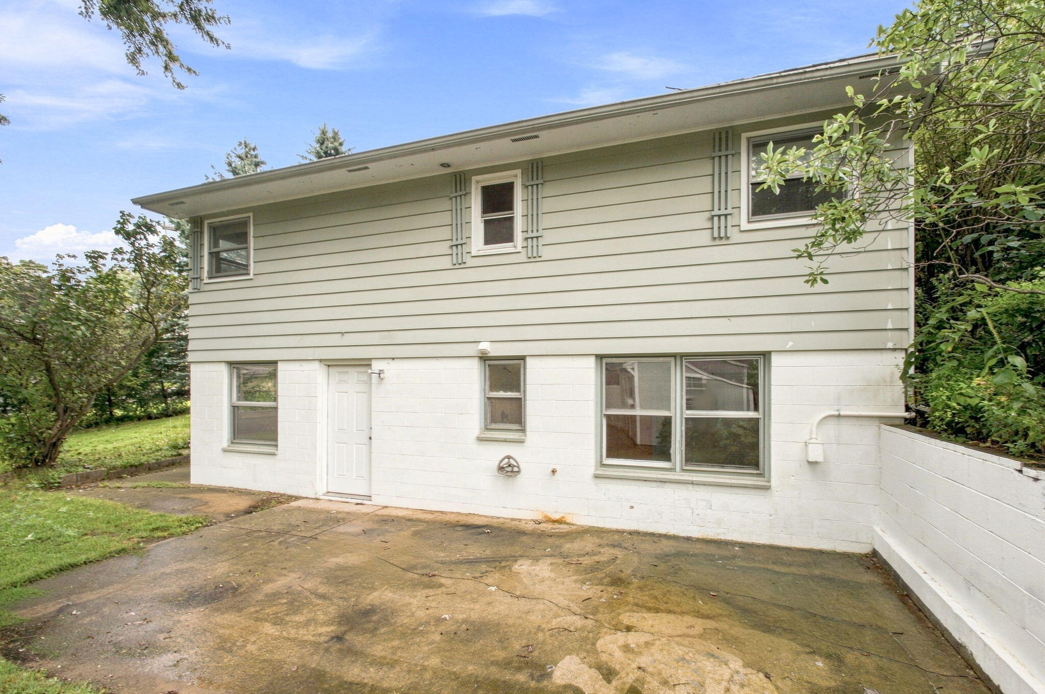 923 Bell Avenue New Buffalo MI 49117