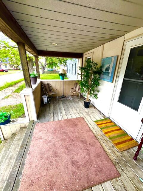 709 Oak Avenue Muskegon MI 49442
