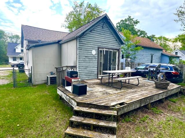 709 Oak Avenue Muskegon MI 49442