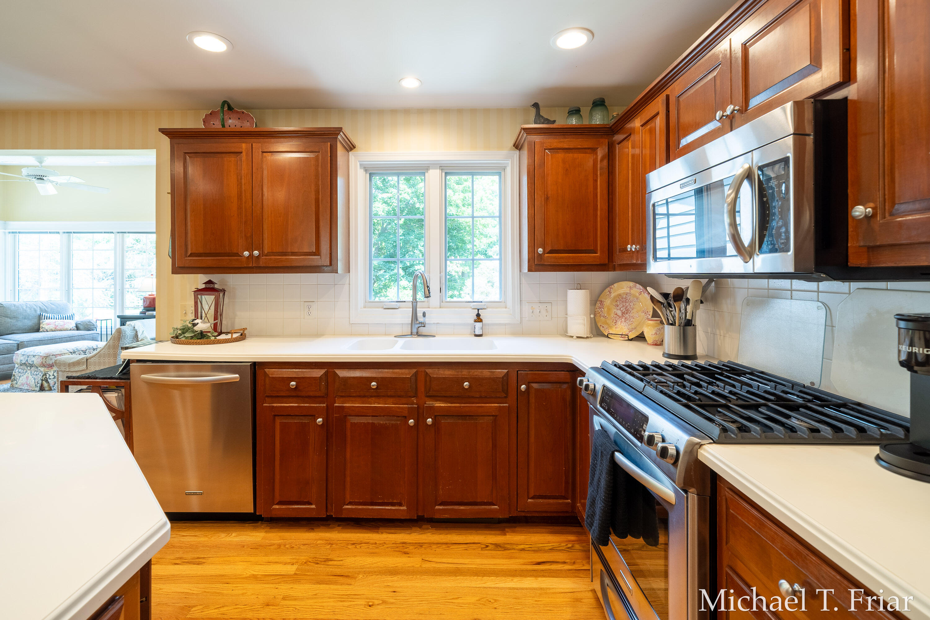 6479 Ridgemont Drive SE Grand Rapids MI 49546