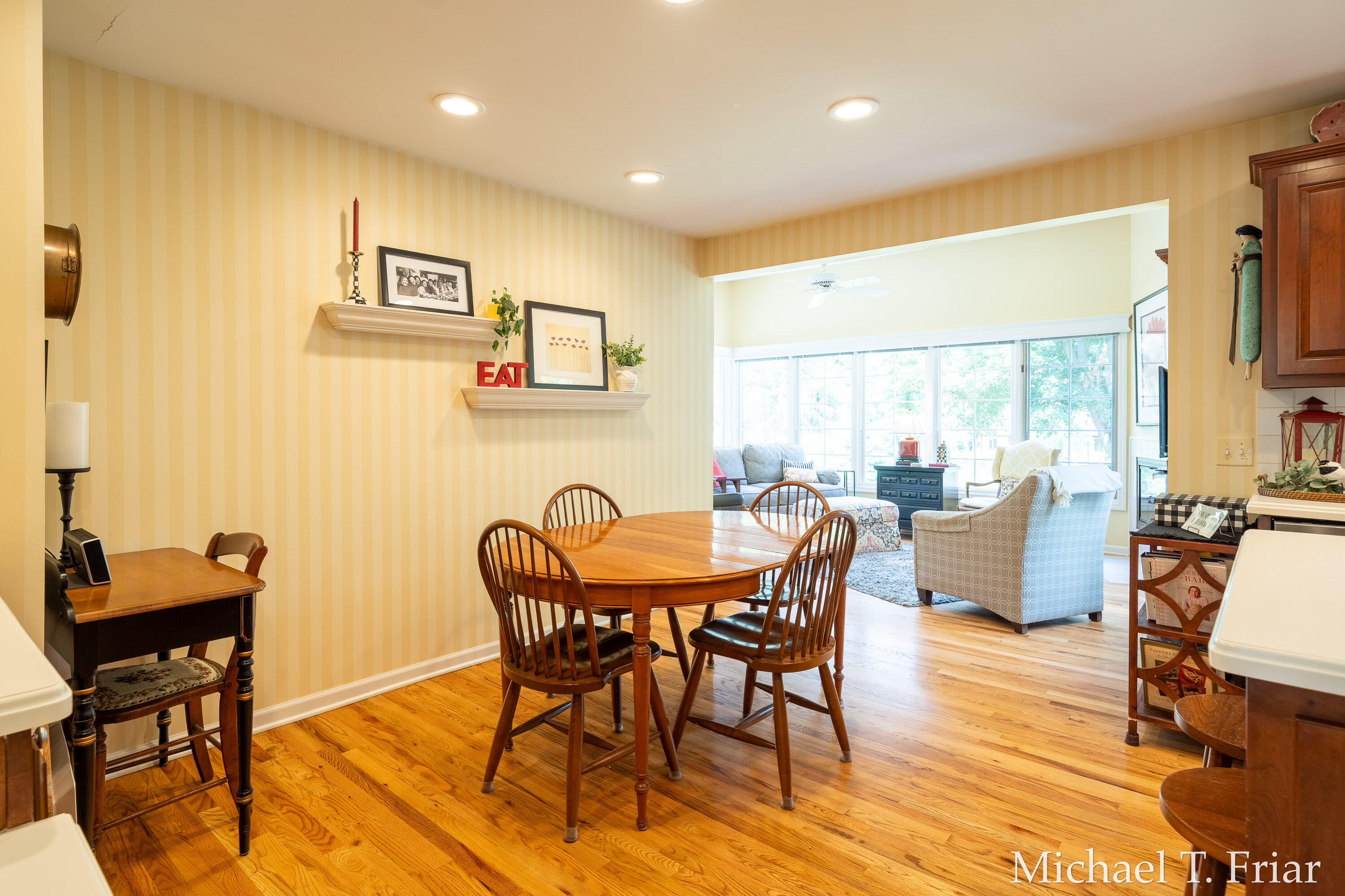 6479 Ridgemont Drive SE Grand Rapids MI 49546