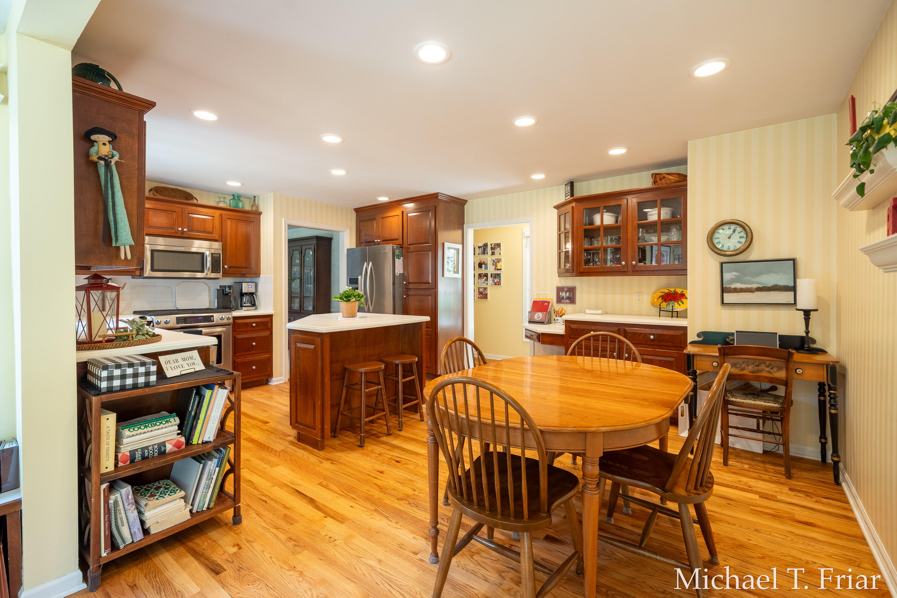6479 Ridgemont Drive SE Grand Rapids MI 49546