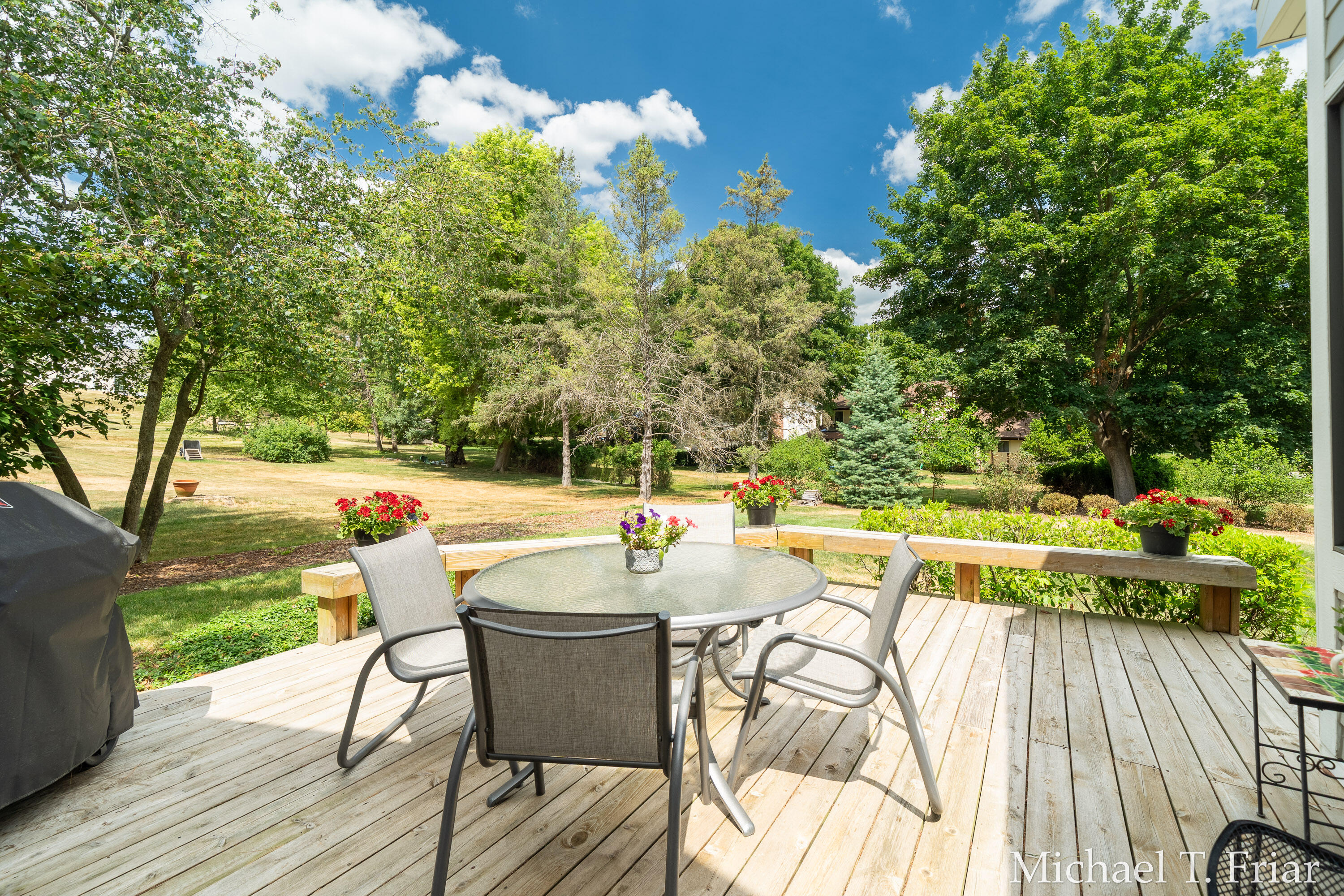 6479 Ridgemont Drive SE Grand Rapids MI 49546