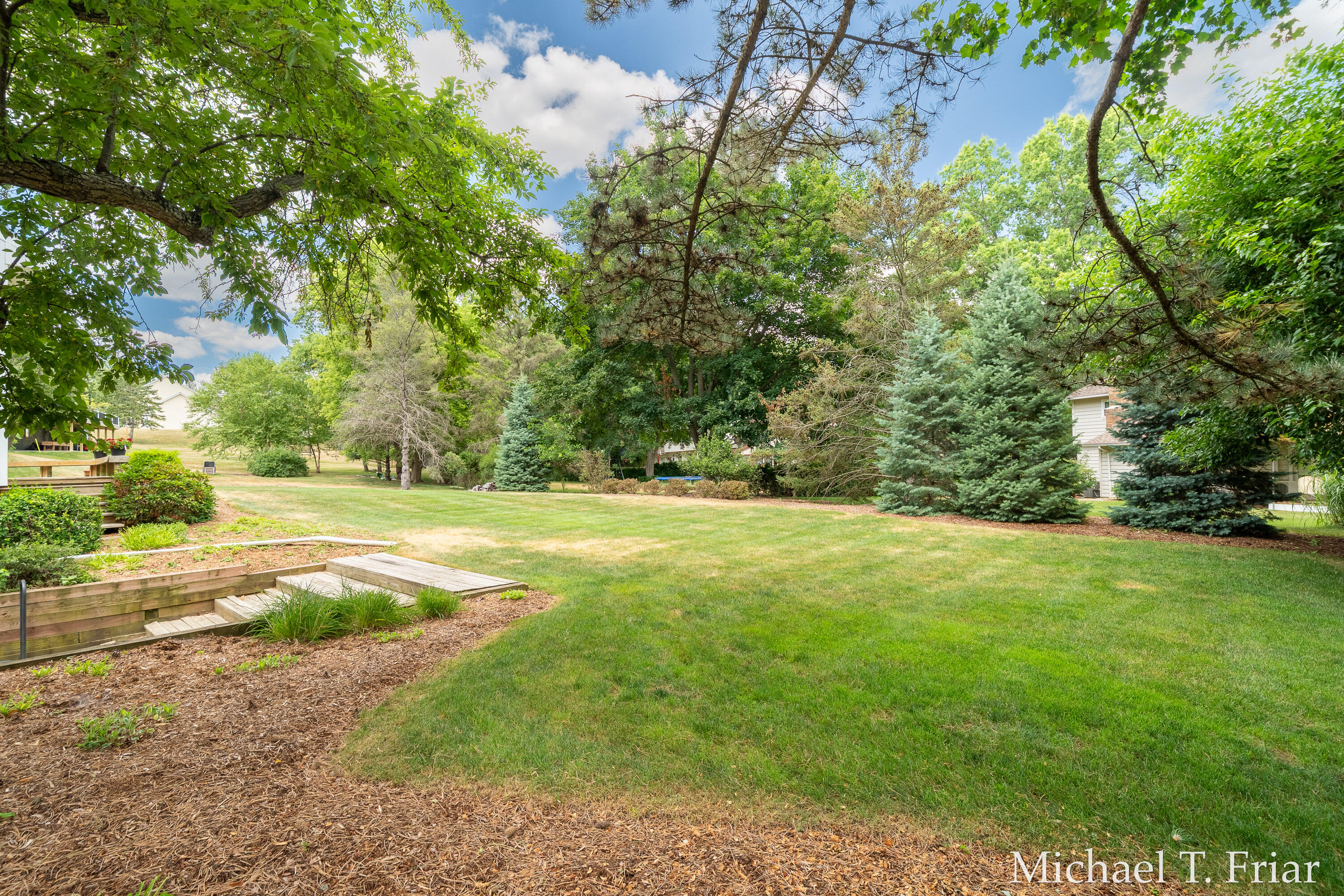 6479 Ridgemont Drive SE Grand Rapids MI 49546