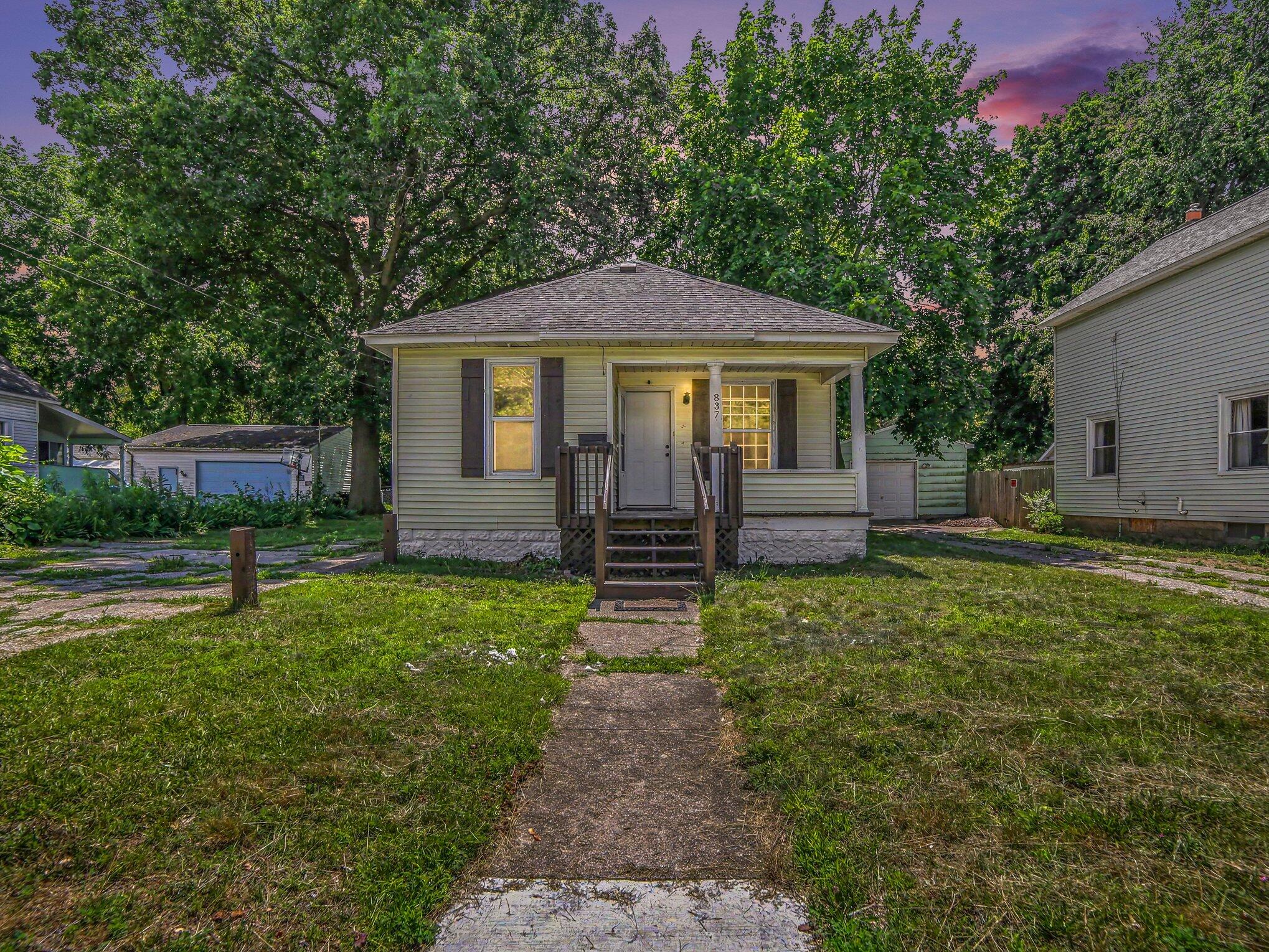 837 W Southern Avenue Muskegon MI 49441