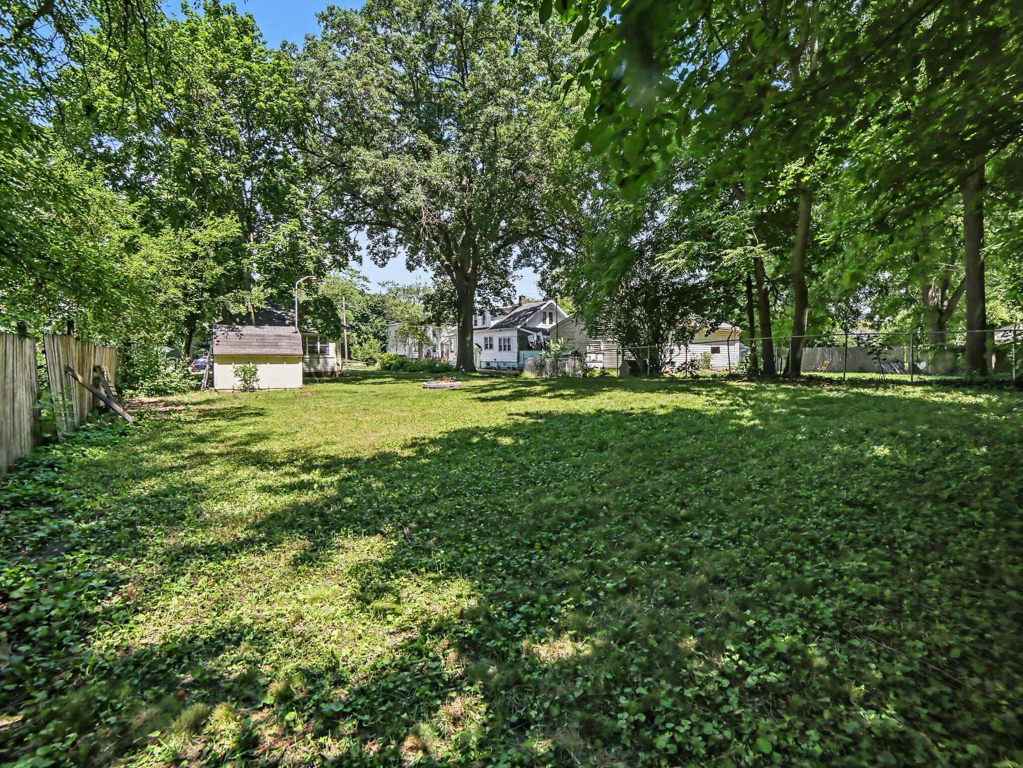 837 W Southern Avenue Muskegon MI 49441