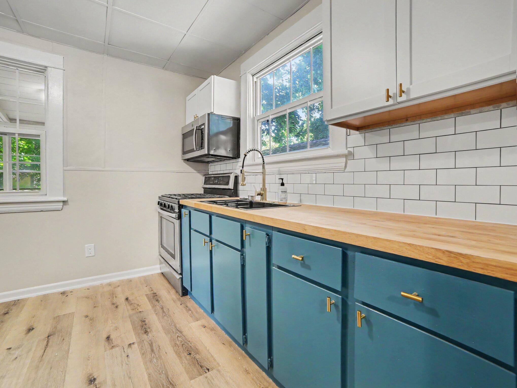 837 W Southern Avenue Muskegon MI 49441