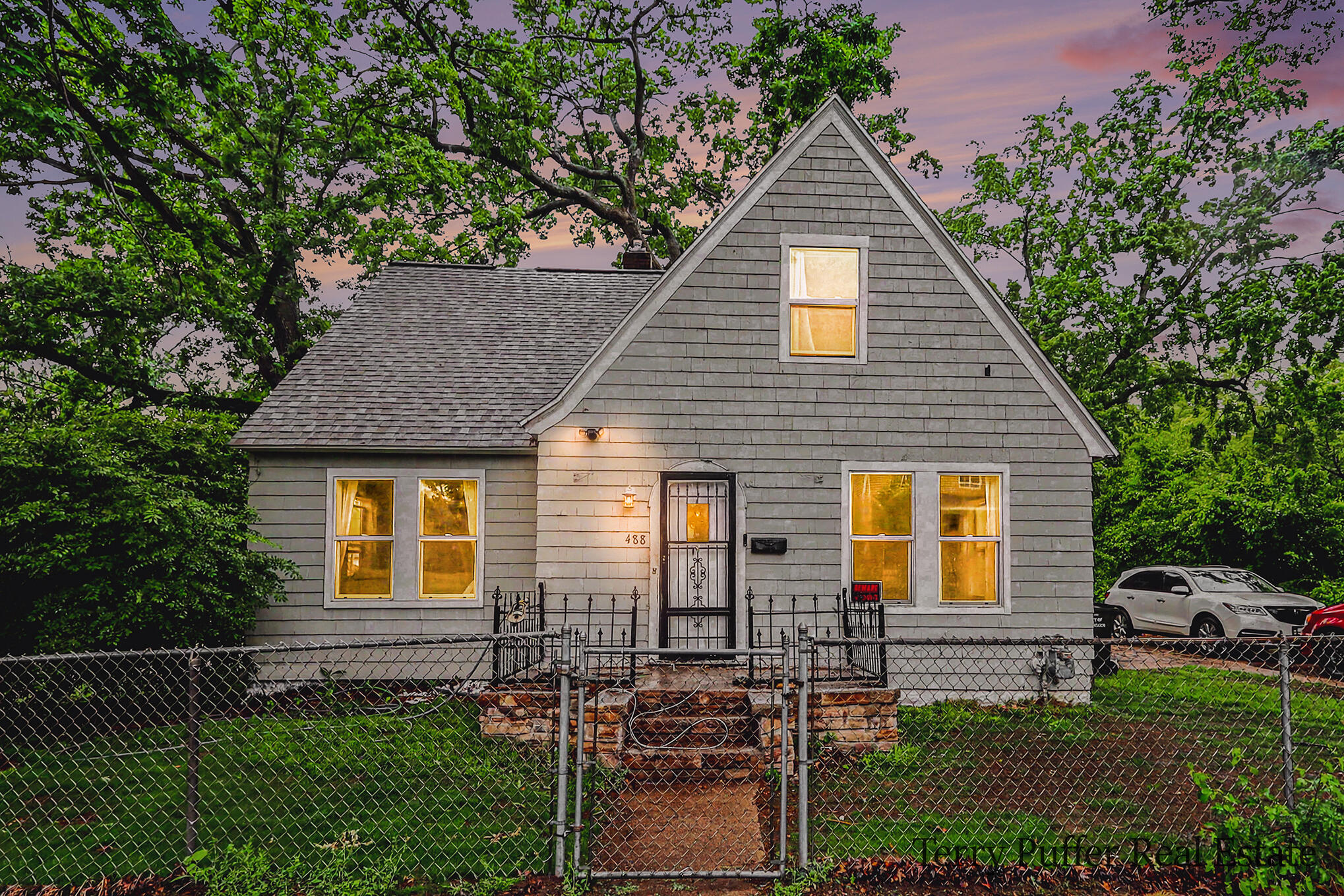 488 W Southern Avenue Muskegon MI 49441